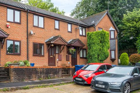 21 Fox Road, Haslemere, GU27 1RG