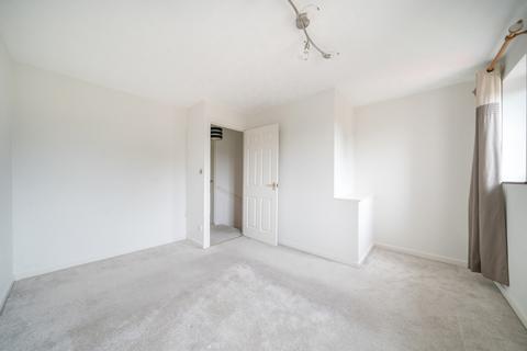 21 Fox Road, Haslemere, GU27 1RG