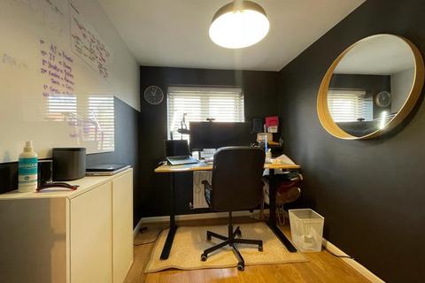 8 Dexter Drive, Whitehouse, Milton Keynes, MK8 1AA