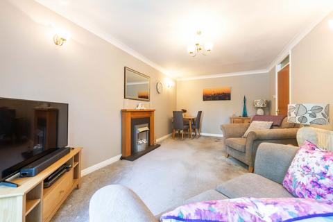 2 bedroom retirement property for sale, Warwick Road, Solihull, West Midlands, B91