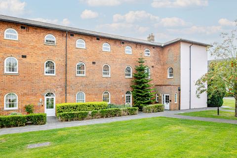 1 bedroom apartment for sale, Nightingales, Bishop's Stortford, Hertfordshire, CM23