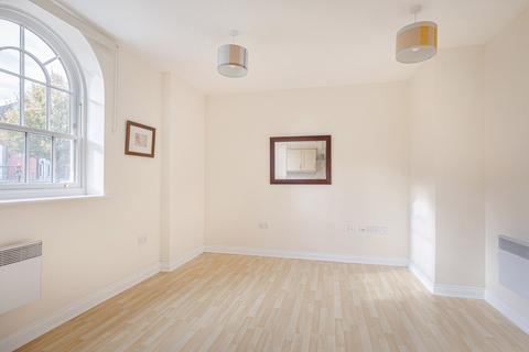 1 bedroom apartment for sale, Nightingales, Bishop's Stortford, Hertfordshire, CM23