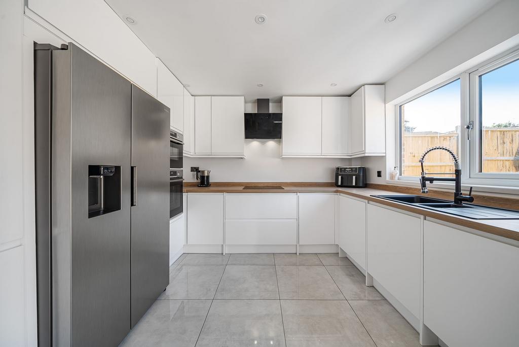 Kitchen (1)