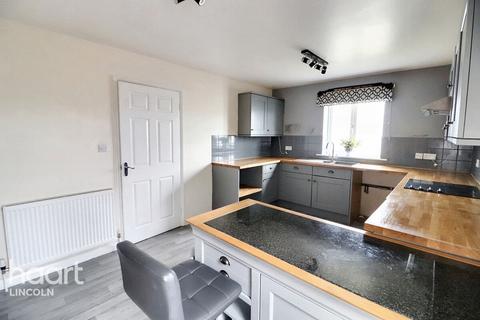 3 bedroom semi-detached house for sale, Archer Court, Bishop Norton