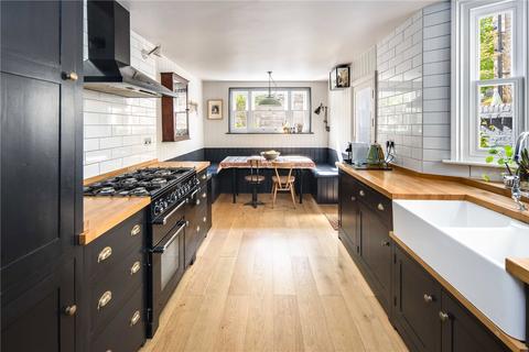 28 Arbery Road, London, E3 5DD