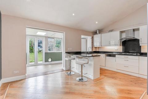 149 Ewell By Pass, Epsom, KT17 2PX