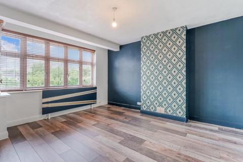 149 Ewell By Pass, Epsom, KT17 2PX