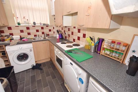 4 Arley Terrace, Armley, Leeds, LS12 2PA
