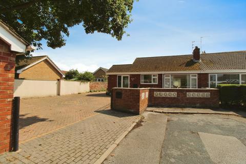 2 bedroom semi-detached bungalow for sale, Lodge Gardens, Snaith DN14