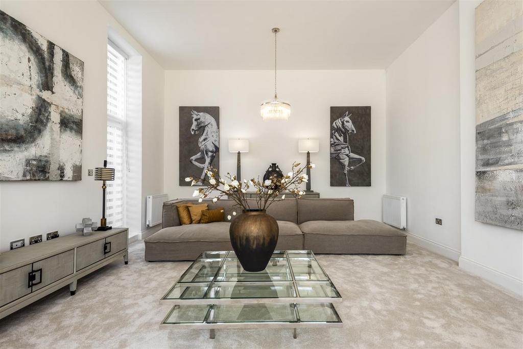 West Court Apt 001-6.jpg
