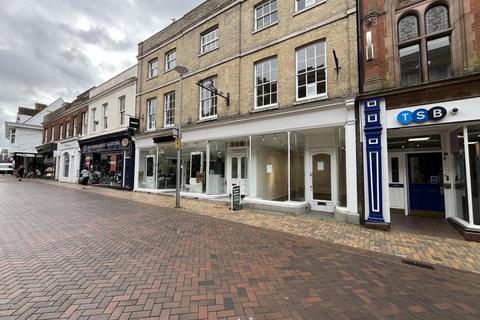 Retail property (high street) to rent, 18 Buttermarket, Ipswich, Suffolk, IP1