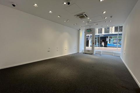 Retail property (high street) to rent, 18 Buttermarket, Ipswich, Suffolk, IP1