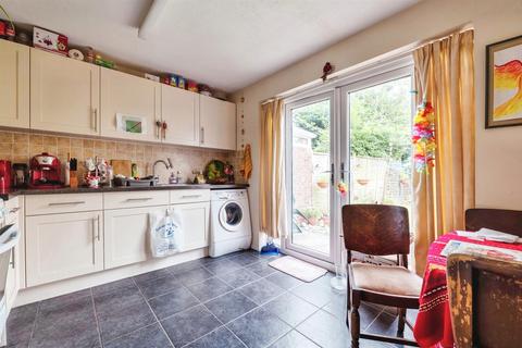 2 bedroom semi-detached house for sale, Sycamore Avenue, Evesham