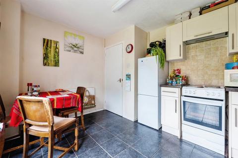 2 bedroom semi-detached house for sale, Sycamore Avenue, Evesham