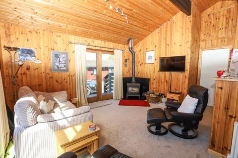 15 Dukes Meadow, Hutton Roof, Penrith, CA11 0XW