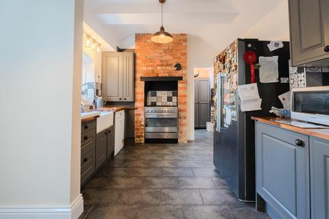 42 Bath Street, Sedgley, Dudley, DY3 1LR