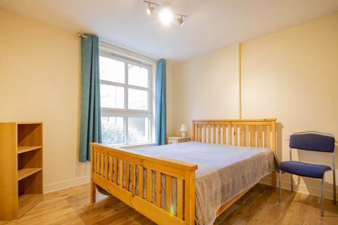 undefined, 82P Old Tolbooth Wynd, Edinburgh, EH8 8EQ