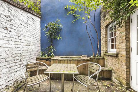 3 bedroom terraced house for sale, St James's Walk, Clerkenwell, London, EC1R