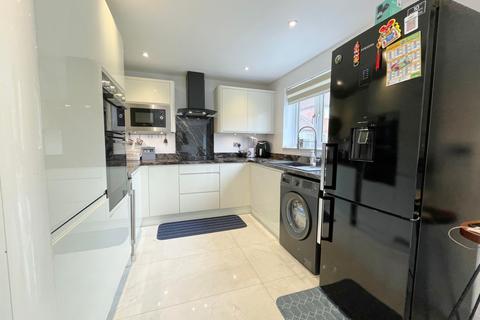 14 Chirk Drive, Thornton-cleveleys, FY5 4FG