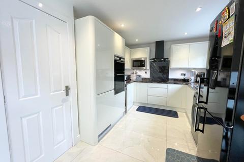 14 Chirk Drive, Thornton-cleveleys, FY5 4FG