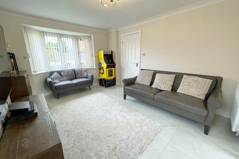 14 Chirk Drive, Thornton-cleveleys, FY5 4FG