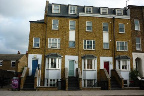 3 bedroom flat for sale, Grove Road, London E3