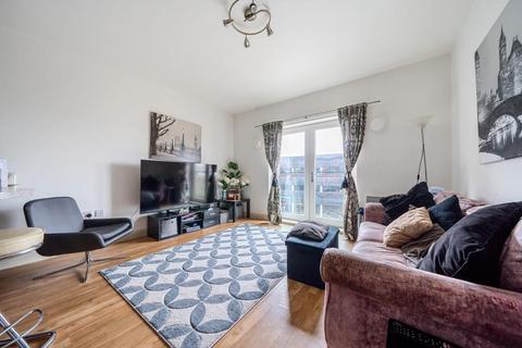 2 bedroom flat for sale, Banbury,  Oxfordshire,  OX16