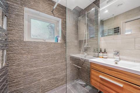 33a Kelvin Road, London, N5 2PR