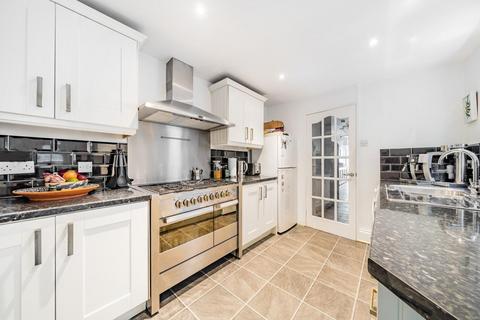 33a Kelvin Road, London, N5 2PR