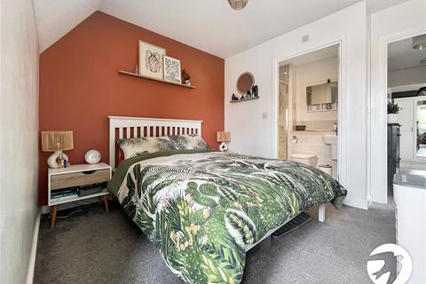 2 bedroom flat for sale, Elliotts Way, Chatham, Kent, ME4