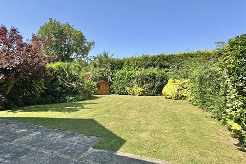 21 Audley Road, Great Leighs, Chelmsford, CM3 1RS