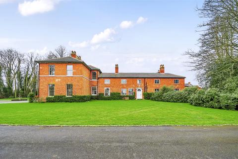 7 bedroom detached house to rent, Rectory Lane, Appleby Magna, Swadlincote, Leicestershire, DE12