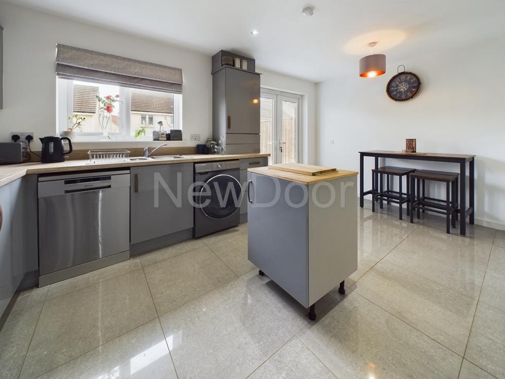 Drumbeg Road, PA7 3 bed semidetached house for sale £230,000