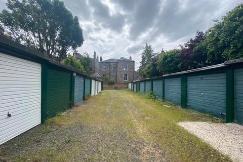 Garage to rent, Salisbury Road, Edinburgh EH16