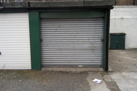 Garage to rent, Salisbury Road, Edinburgh EH16