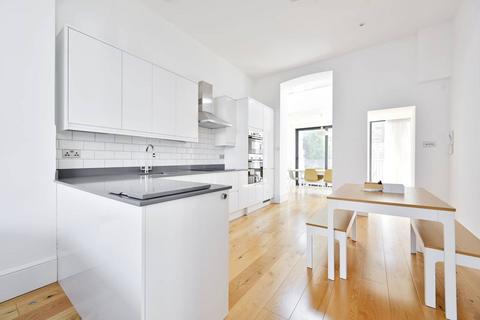 3 bedroom flat for sale, Moore Park Road, Moore Park Estate, London, SW6