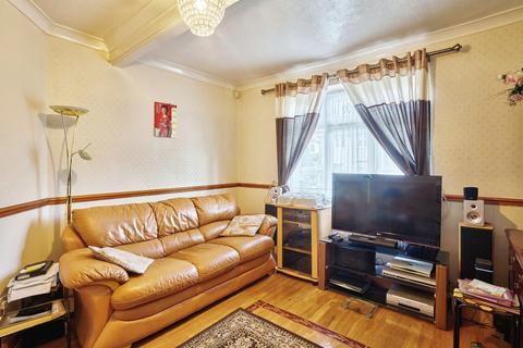 2 bedroom terraced house for sale, Bournbrook Road, London SE3