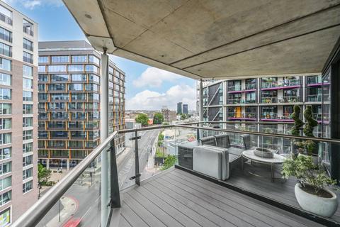 3 bedroom flat for sale, Riverlight Quay, Nine Elms, London, SW11