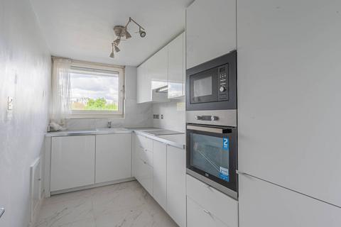 2 bedroom flat for sale, Butchers Road, Canning Town, London, E16