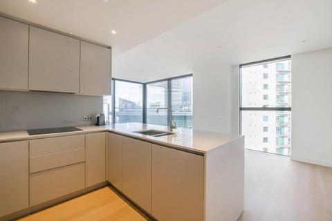 2 bedroom flat to rent, Hampton Tower, Canary Wharf, London, E14