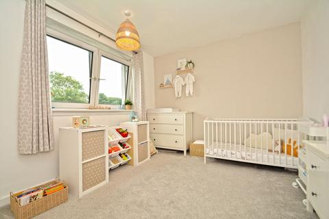 3/1, 276 Berryknowes Road, Glasgow, G52 2DA