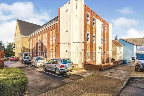 1 bedroom flat to rent, Trafalgar Street, Kent ME7