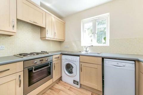 2 bedroom apartment for sale, Clarendon Way, Colchester, Essex