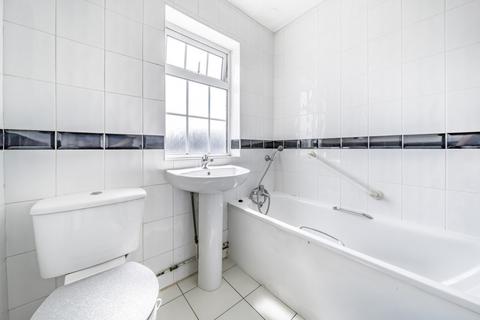 18 Castleton Road, Mitcham, CR4 1NY