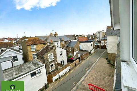 3 bedroom terraced house for sale, The Pathway, Kent CT10