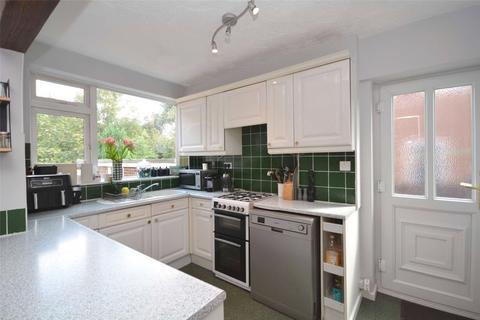 3 bedroom semi-detached house for sale, Littlemoor View, Pudsey, West Yorkshire