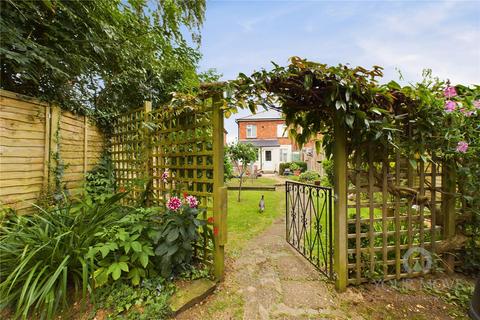 2 bedroom semi-detached house for sale, Eastfield Road, Northampton NN6