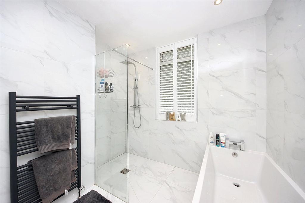 Refitted Bathroom/WC