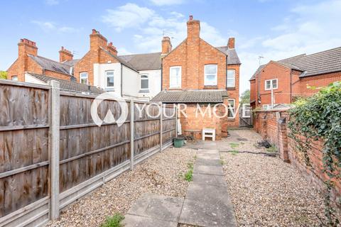 3 bedroom end of terrace house to rent, Warner Place, Leicestershire LE11