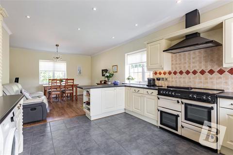 4 bedroom detached house for sale, Branksome Avenue, Wickford, Essex, SS12